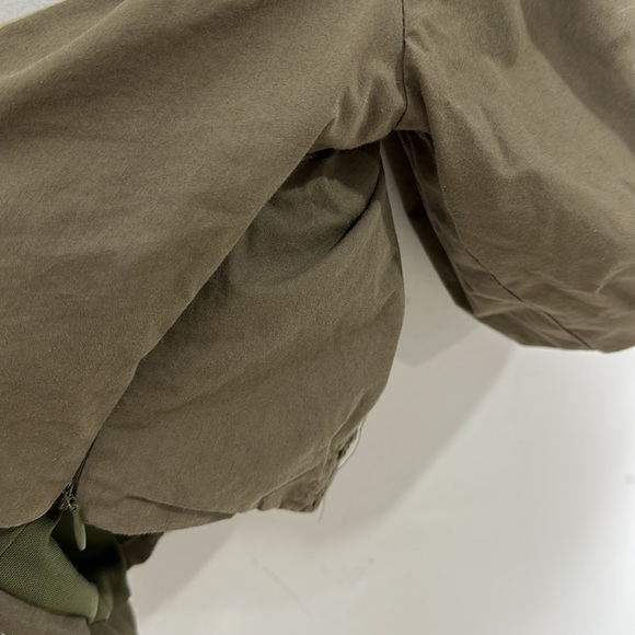 AM GIA Green Off Shoulder Puff Sleeve Lace Up Corset Cropped Crop Top M - Picture 6 of 10